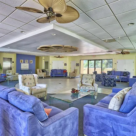 Land'S End 9-404 Beach Front - Premier